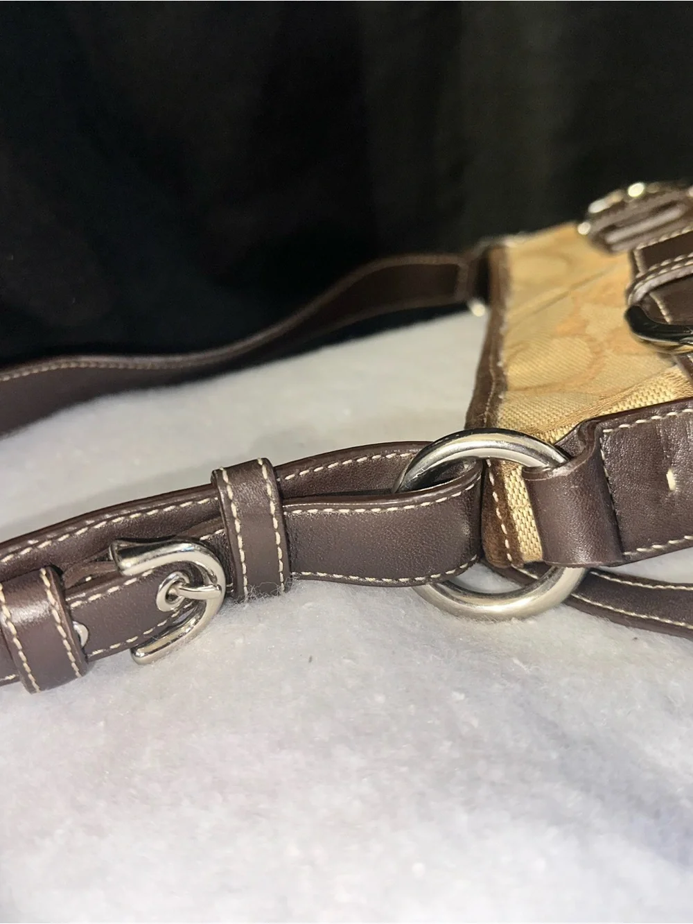 Coach classic signature